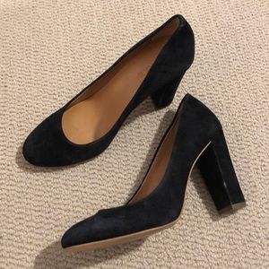 Black J crew pumps